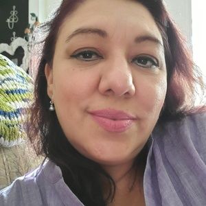 Meet your Posher, Dinorah